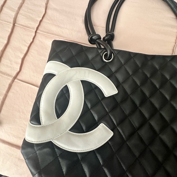 Chanel Cambon Line Tote - Picture 2 of 7